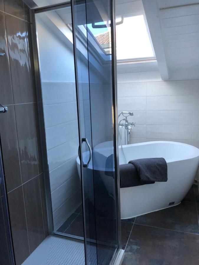 Gattaglio 22 Guest House เรจโจเอมิเลีย ภายนอก รูปภาพ